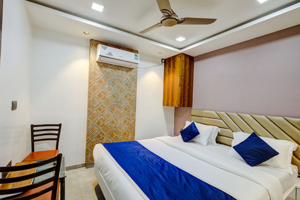 3 Person AC room in Goswami Mutt Rameswaram near Ramanathaswamy temple